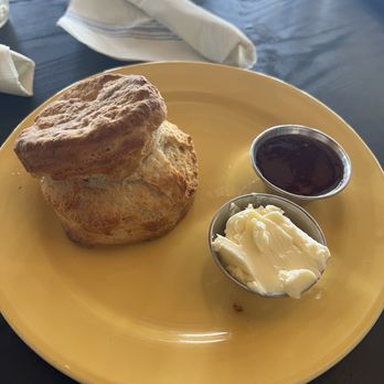 Doheny Cafe - Biscuit and Jam - Breakfast & Brunch Near Me - Dana Point, California