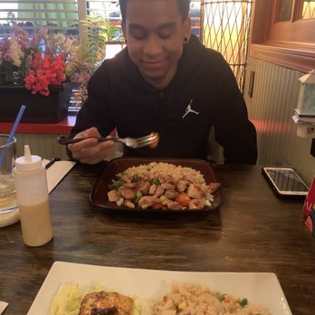 Aggie's Grill Station - Champagne Mango Salmon & Bourbon Chicken with Fried Rice - American Near Me - Raleigh, North Carolina Aggie's Grill Station - Champagne Mango Salmon & Bourbon Chicken with Fried Rice - American Near Me - Raleigh, North Carolina