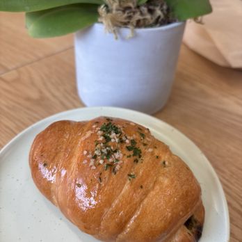 Goldie's Donuts & Bakery - Donuts Near Me - Vancouver, British Columbia Goldie's Donuts & Bakery - Donuts Near Me - Vancouver, British Columbia