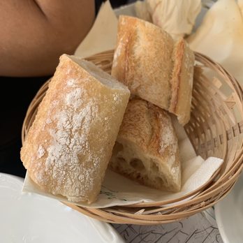 Café de Flore - Table bread - Cafes Near Me - Paris, 75 Café de Flore - Table bread - Cafes Near Me - Paris, 75