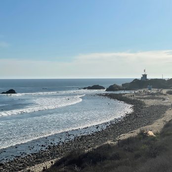 Leo Carrillo State Park - Lifeguard station by large rocks - Parks Near Me - Malibu, California Leo Carrillo State Park - Lifeguard station by large rocks - Parks Near Me - Malibu, California