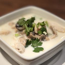 Tom Yum Gai (Chicken)