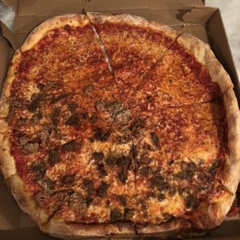 T's Wine Bar And Kitchen - Half meatball, half cheese - Pizza Near Me - Stamford, Connecticut T's Wine Bar And Kitchen - Half meatball, half cheese - Pizza Near Me - Stamford, Connecticut