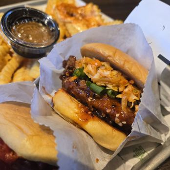 Shake Shack South Lake Union - Fast Food Near Me - Seattle, Washington