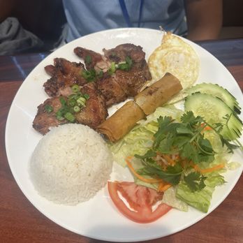 Saigon Bistro - Vietnamese Near Me - Concord, California Saigon Bistro - Vietnamese Near Me - Concord, California