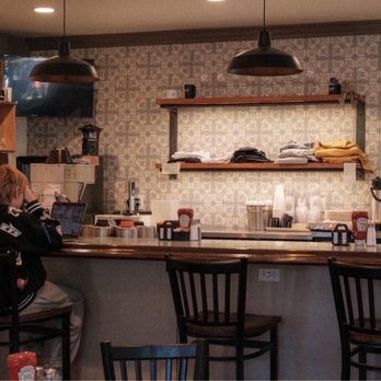 Brekkies - Interior - Breakfast & Brunch Near Me - Solvang, California