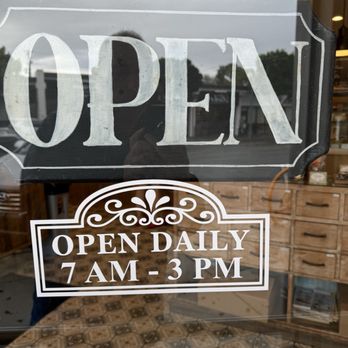 The Crema Cafe - Hours - Bakeries Near Me - Seal Beach, California