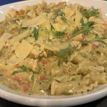 12 West Brewing - Downtown Mesa - Green Chili Mac & Cheese - Cocktail Bars Near Me - Mesa, Arizona 12 West Brewing - Downtown Mesa - Green Chili Mac & Cheese - Cocktail Bars Near Me - Mesa, Arizona