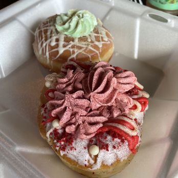 Mojo Donuts - Key lime and red velvet - Donuts Near Me - Pembroke Pines, Florida