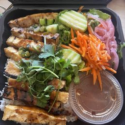 Grilled tofu rice bowl Grilled tofu rice bowl