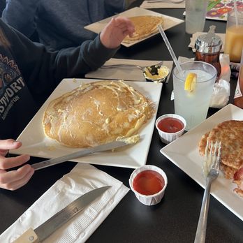 Copalis Cove - Kids pancake - Diners Near Me - Ocean Shores, Washington
