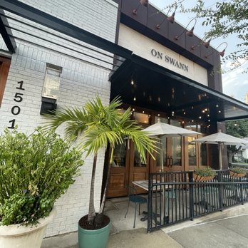 On Swann - The outside of the restaurant. Very stylish before you enter. - Bars Near Me - Tampa, Florida