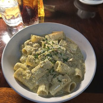 Benny’s - Rigatoni pistachio - Italian Near Me - Baltimore, Maryland