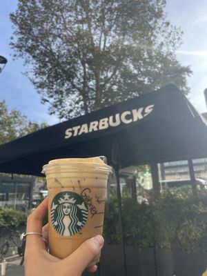 Starbucks - Milano Garibaldi by null