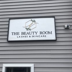The Beauty Room - Nice and cozy convenient location
