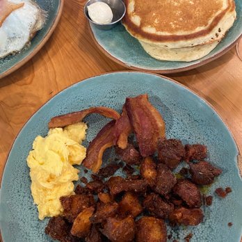 Bearcat CBD - Bearcat breakfast - Coffee & Tea Near Me - New Orleans, Louisiana
