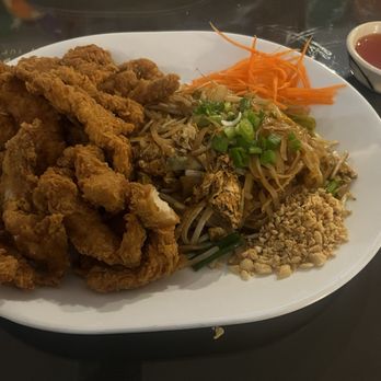 Charm Thai Cuisine - Flavorless Chicken Pad Thai combo - Thai Near Me - Montclair, New Jersey Charm Thai Cuisine - Flavorless Chicken Pad Thai combo - Thai Near Me - Montclair, New Jersey