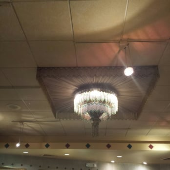 La Marsa Troy - Beautiful chandelier - Mediterranean Near Me - Troy, Michigan La Marsa Troy - Beautiful chandelier - Mediterranean Near Me - Troy, Michigan