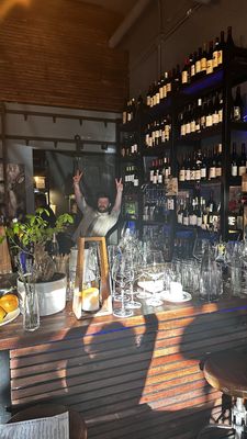 C'est Si Bon! Bistro+Vins by null