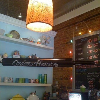 Designer Desserts - Cash Register - Bakeries Near Me - Valparaiso, Indiana