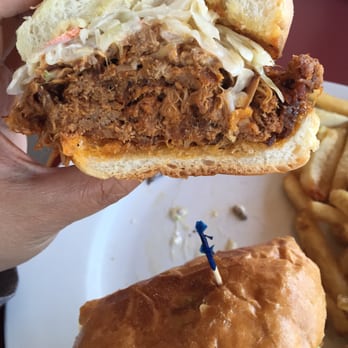 The Red Wagon - Diners Near Me - Vancouver, British Columbia