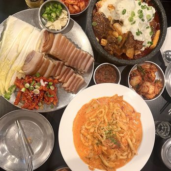 Moo Bong Ri Korean Restaurant - Bossam and galbijjim and rose tteokbokki - Korean Near Me - Oakland, California Moo Bong Ri Korean Restaurant - Bossam and galbijjim and rose tteokbokki - Korean Near Me - Oakland, California