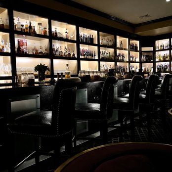 Le Malt Lounge - Bar area - Tapas Bars Near Me - Colonia, New Jersey