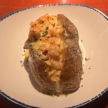Red Lobster - Lobster stuffed baked potato $8 very tiny - Seafood Near Me - Washington, Pennsylvania