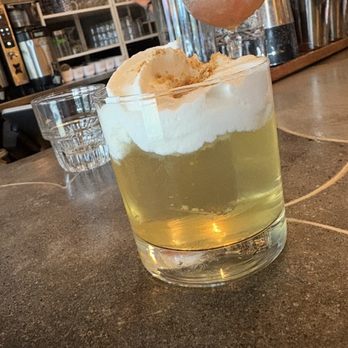 Common Good Cocktail House - Cocktail Bars Near Me - Glen Ellyn, Illinois