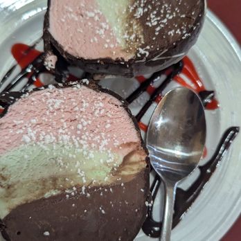Alfeo's Italian Kitchen - Chocolate bomb - Italian Near Me - Glyndon, Maryland Alfeo's Italian Kitchen - Chocolate bomb - Italian Near Me - Glyndon, Maryland