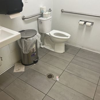 Happy Lemon - Dirty restroom - Bubble Tea Near Me - Castro Valley, California