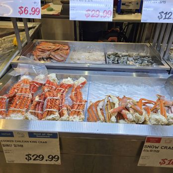 H Mart - Food Court Near Me - Schaumburg, Illinois