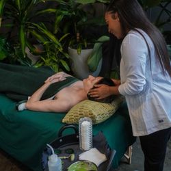 Mickey’s Beauty Bar - Luxury experience