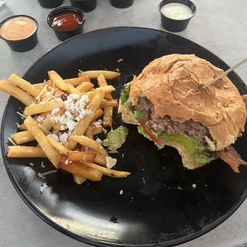 127 West Social House - Fallbrook burger - Pubs Near Me - Fallbrook, California 127 West Social House - Fallbrook burger - Pubs Near Me - Fallbrook, California