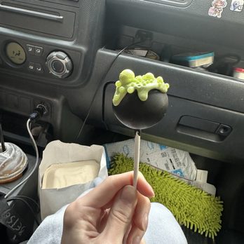 Darci's Dinky Donuts - cauldron chocolate cake pop, bakery seasonal, fall - Coffee & Tea Near Me - Monroe, Washington Darci's Dinky Donuts - cauldron chocolate cake pop, bakery seasonal, fall - Coffee & Tea Near Me - Monroe, Washington