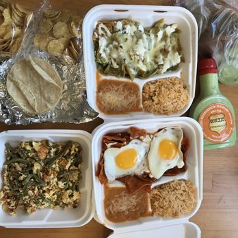 MX 30 30 - chilaquiles verdes, chilaquiles rojos , nopales de huevo. ( not in photo- enchiladas de nopales con chipotle, awesome veggie option) - Mexican Near Me - Los Angeles, California