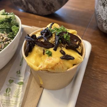 Chloe's - Mac and cheese - Vegan Near Me - New York, New York Chloe's - Mac and cheese - Vegan Near Me - New York, New York
