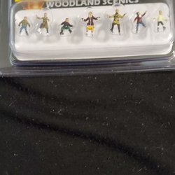 HOBBYSPEED.com - This looks nothing like train smoke, which is what I ordered.