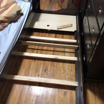 Lucida Movers - This is how they left my sons pull out drawer - Movers Near Me