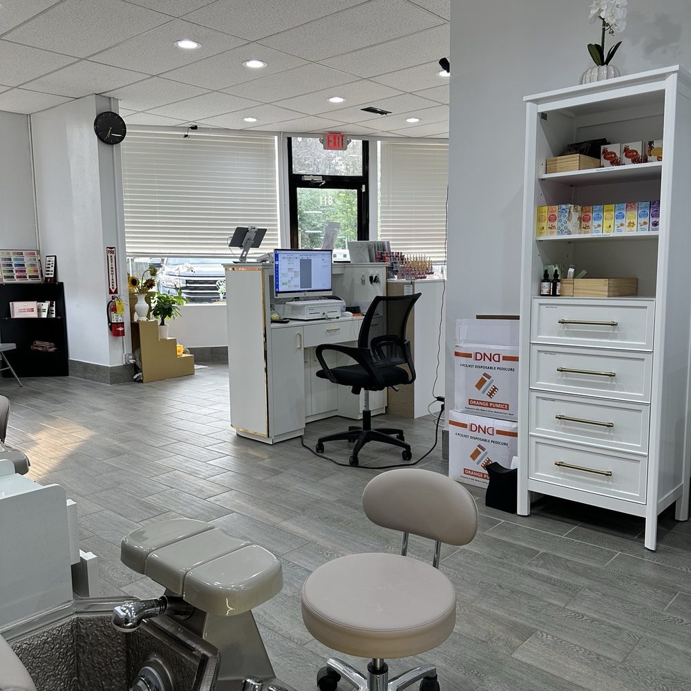 Cozy Nails And Spa - Front desk - Nail Salons Near Me - Buffalo, New York Cozy Nails And Spa - Front desk - Nail Salons Near Me - Buffalo, New York