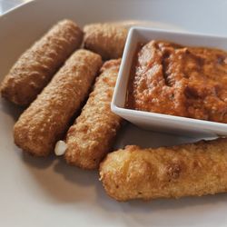 Crow's Nest Steakhouse - Mozzarella sticks