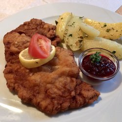 Gasthof Langwallner - Wienerschnitzel von Kalb