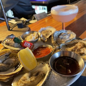 Neme Gastro Bar - Oysters - Gastropubs Near Me - Miami, Florida