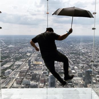 Willis Tower - Landmarks & Historical Buildings Near Me - Chicago, Illinois Willis Tower - Landmarks & Historical Buildings Near Me - Chicago, Illinois