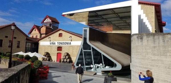 R. López de Heredia - Viña Tondonia by null
