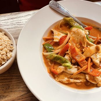 Basil Asian Bistro - Spicy Peanut Curry - Chinese Near Me - Canton, Ohio Basil Asian Bistro - Spicy Peanut Curry - Chinese Near Me - Canton, Ohio