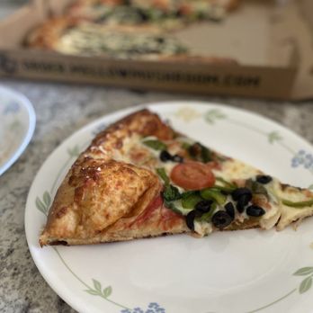 Mellow Mushroom Pooler - Veg Out - Pizza Near Me - Pooler, Georgia