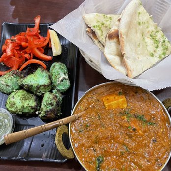 Tandoori Express - Chicken hariyali, paneer rogan, butter naan. - Indian Near Me - Oakhurst, California