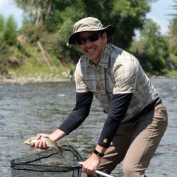 Galvin Guiding - Dean taking $20 bucks for the first fish landed and $20 bucks for the most fish