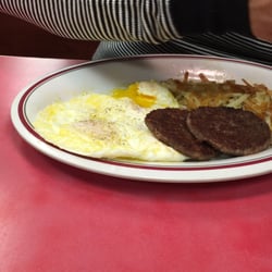 Huddle House - Fried eggs, hash browns and sausage